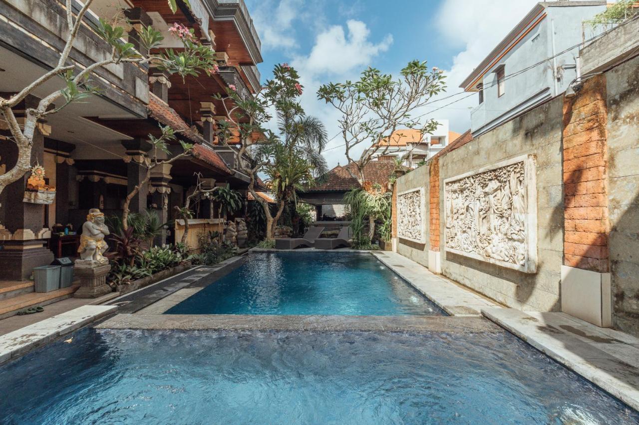 Suarsena Ubud Buitenkant foto