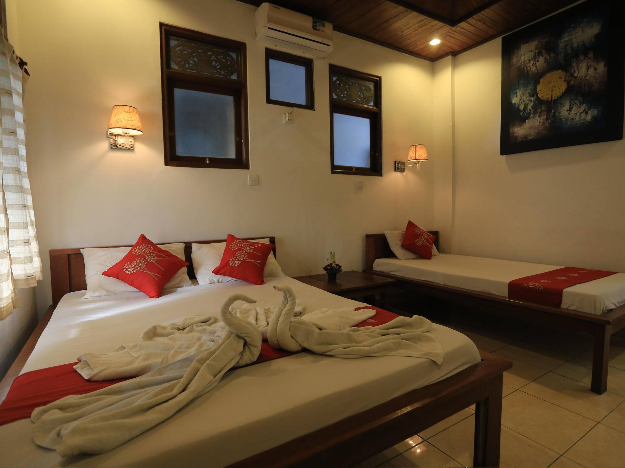 Suarsena Ubud Buitenkant foto